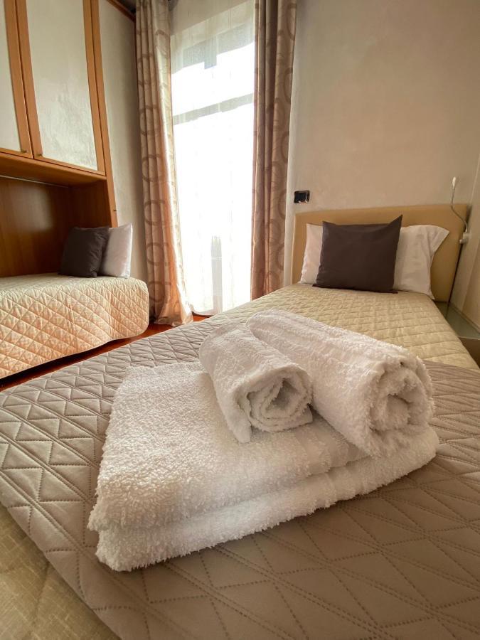 Villa Laura B&B Fossano Exterior photo