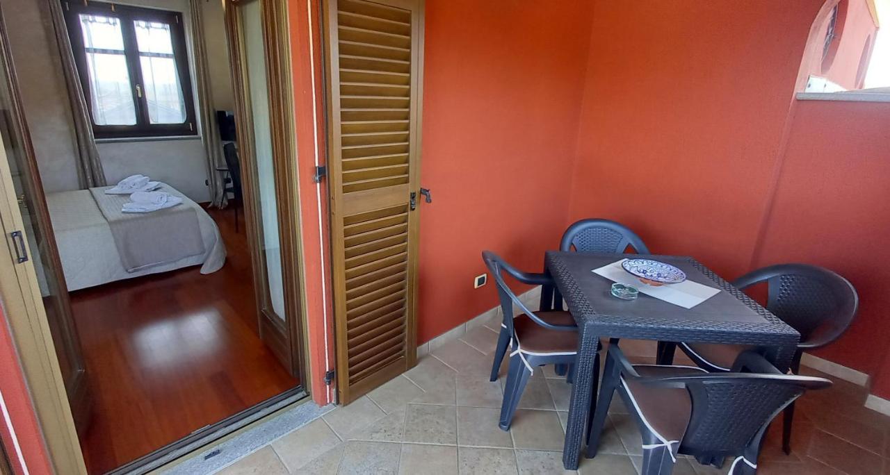 Villa Laura B&B Fossano Exterior photo